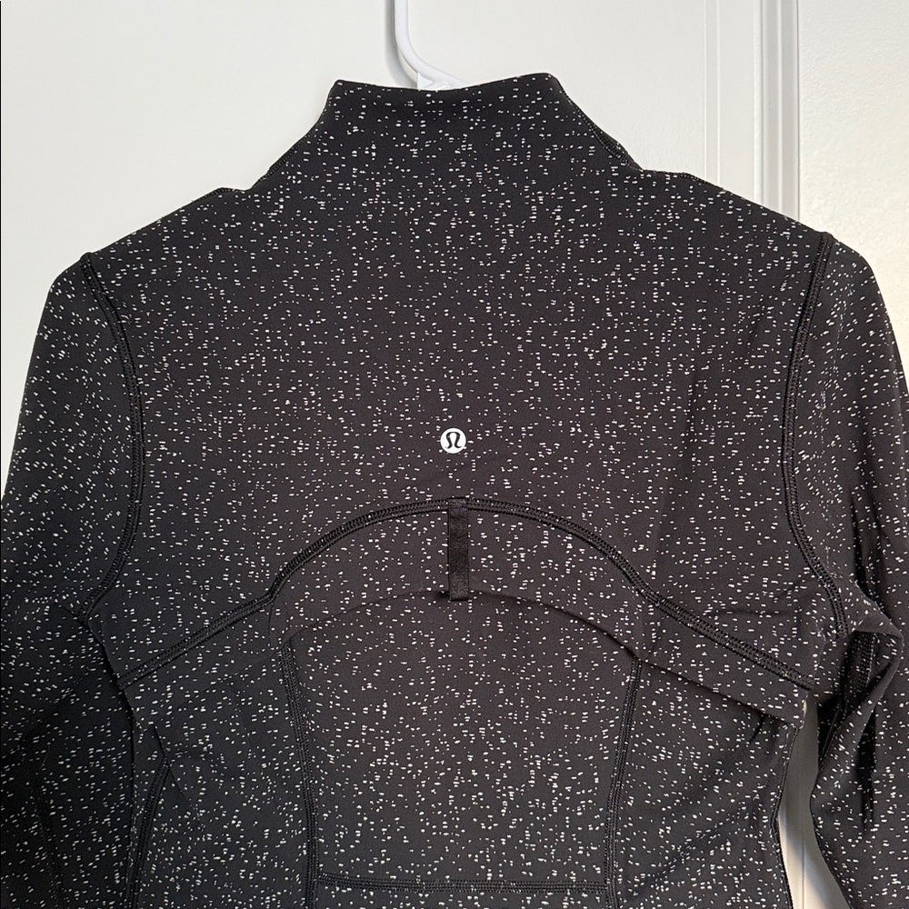 Lululemon Define Jacket - Picture 2 of 7